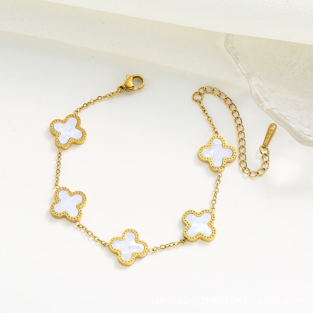 Luxe Leaf Bracelet™