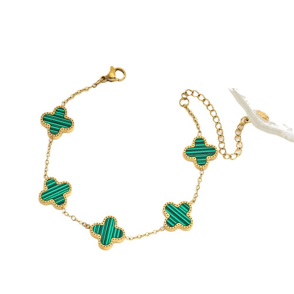 Luxe Leaf Bracelet™